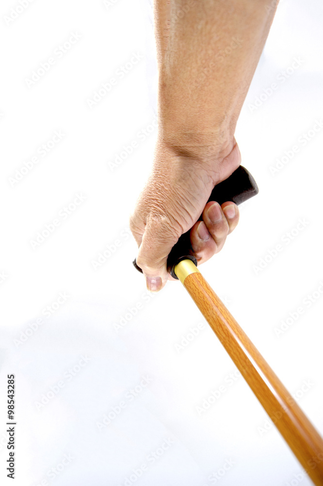 杖をつかむ老人の手
杖をつかむ老人の手