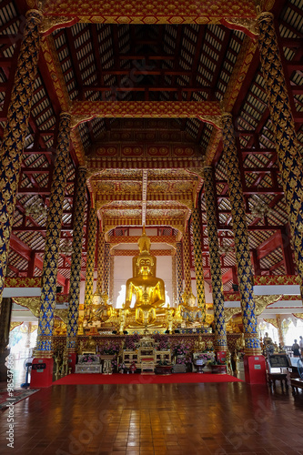 golden buddha statue in wat suan dok temple  chiang mai