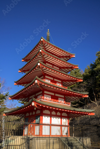 新倉山浅間公園の五重の塔