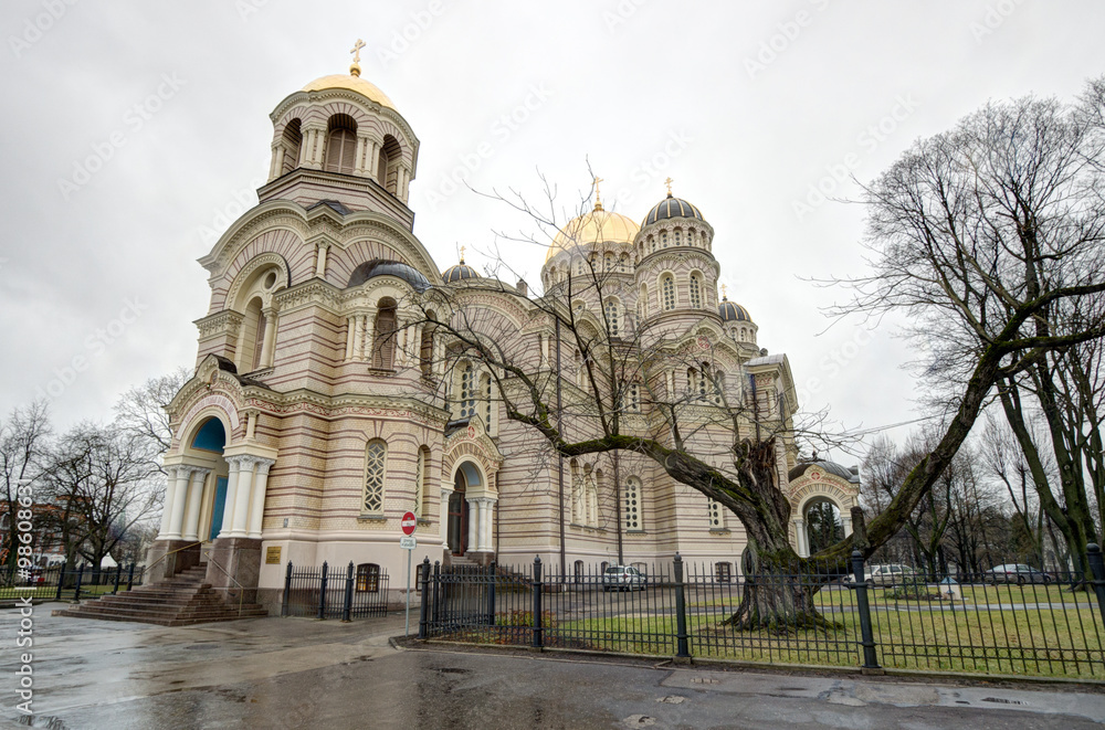 Fototapeta premium Domes Nativity of Christ Cathedral