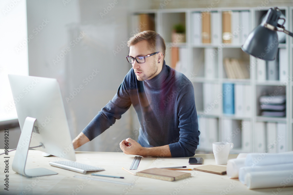 Obraz premium Businessman at work