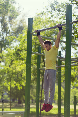 Chin ups