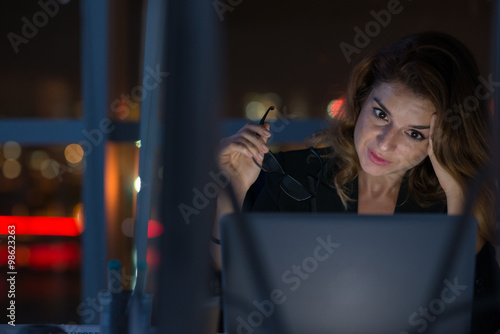 Canvas Print Desperate business lady