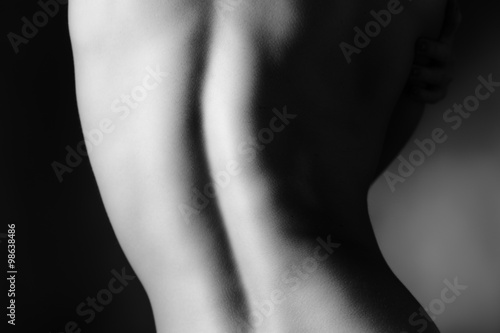 Obraz na płótnie Beautiful and naked female back view w salonie