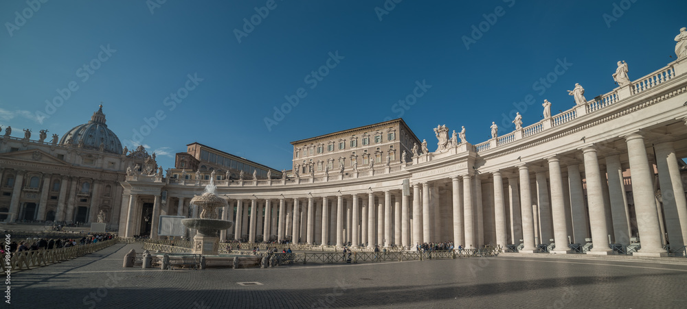 Obraz premium Vatican City and Rome, Italy: St. Peter's Square 