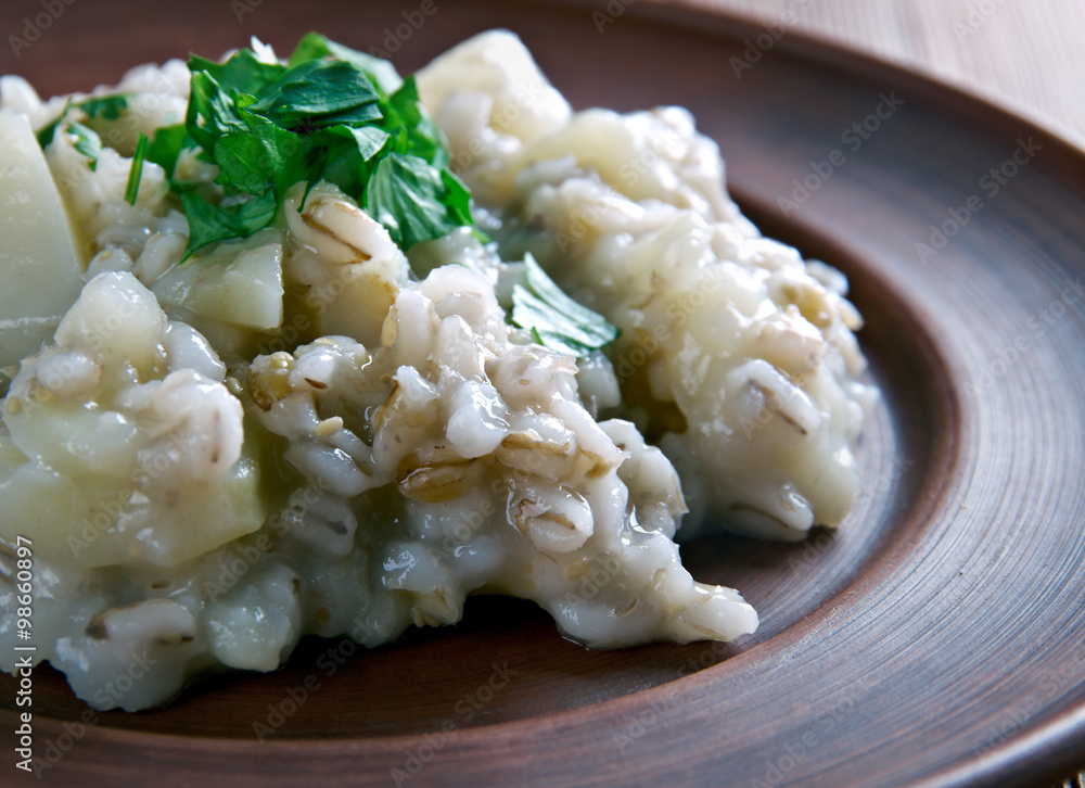 Mulgipuder Estonian cerea Mulgipuder Estonian cerea