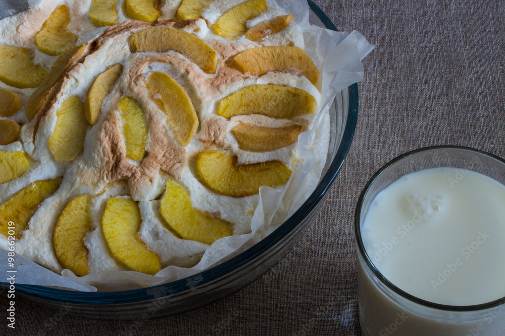 Apple cake with protein cream Apple cake with protein cream