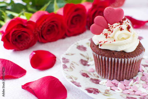 valentine cupcake