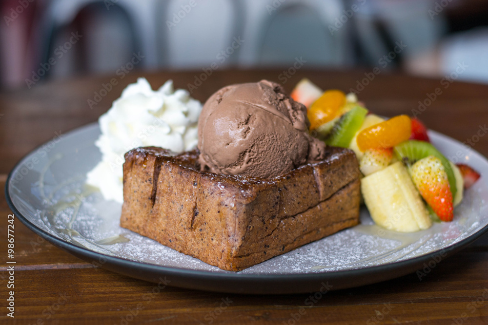 Ice cream and fruit salad almond toast bread Ice cream and fruit salad almond toast bread
