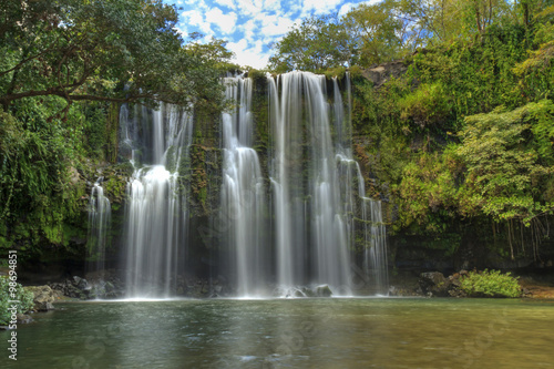 Llano de Cortes Waterfall HDR