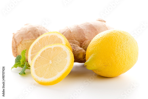 Ginger root and lemon slice