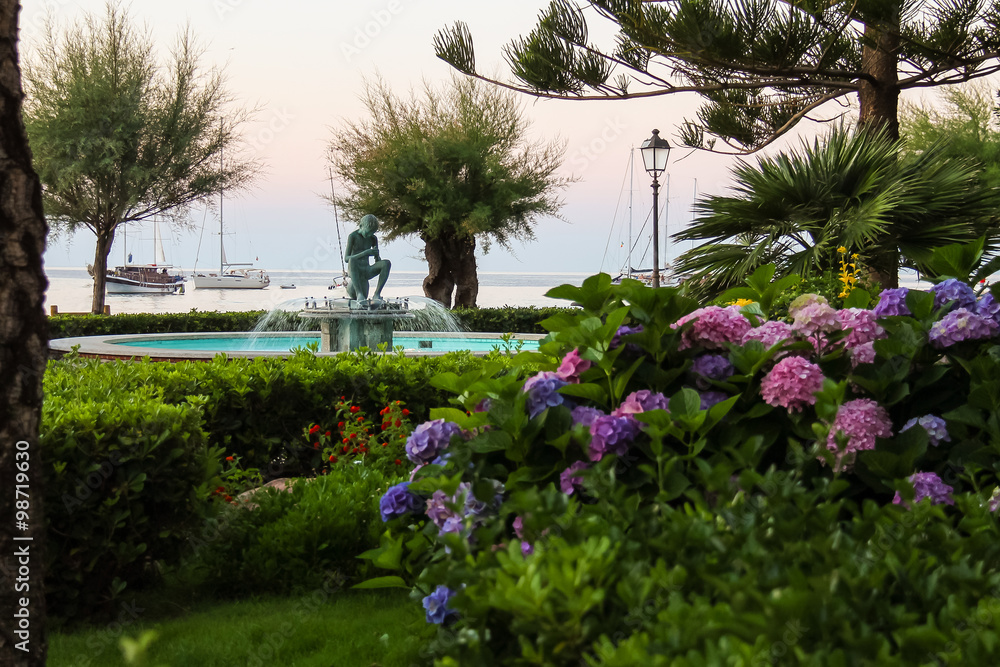 Fototapeta premium Picturesque fountain in the tourist centre of Marciana Marina on