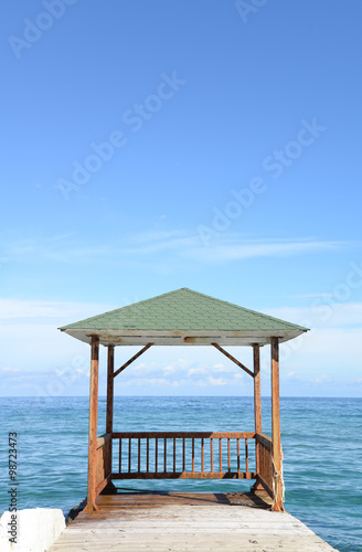 Pavillon am Strand von Malia. Kreta