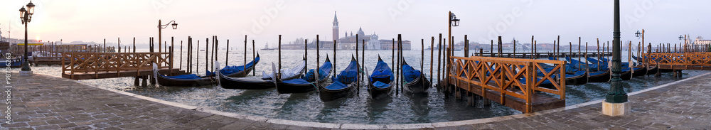 Gondeln in Venedig