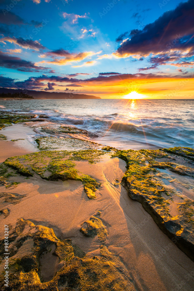 Fototapeta premium A beautiful Hawaiian Sunset