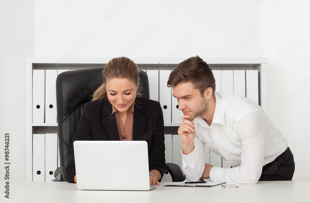 business people sitting in the office business people sitting in the office