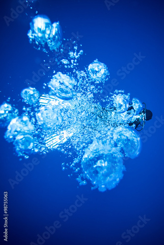 yonaguni underwater © nudiblue