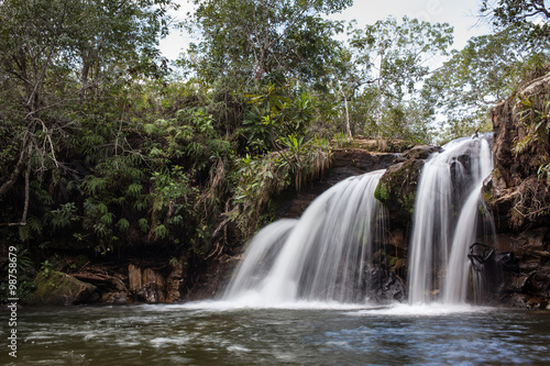 Fototapeta Naklejka Na Ścianę i Meble -  Waterfall at Chapada dos Guimaraes - Mato Grosso - Brazil