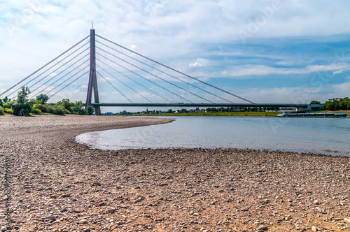 3882 Düsseldorf - Fleher Brücke