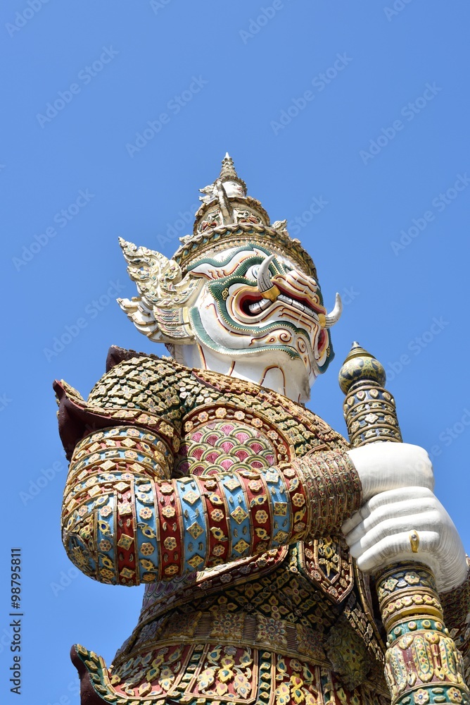 Fototapeta premium guardian to the temple (3)