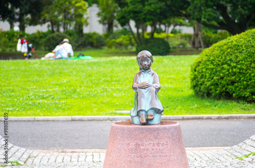 Yamashita park bronze girl,yokohama,kanagawa,japan photo