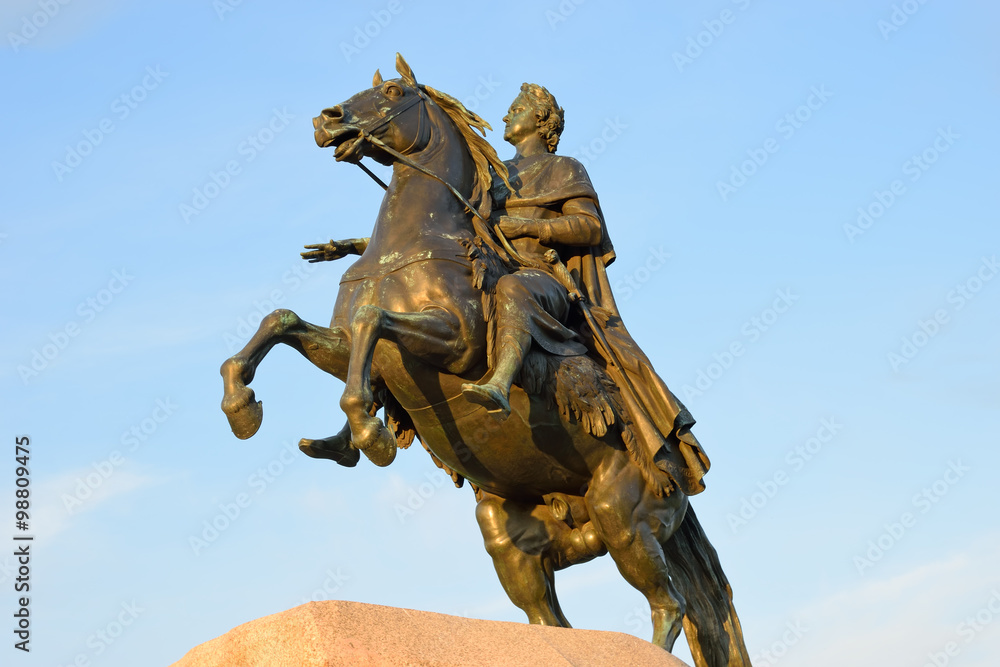 Obraz premium Monument to Peter the great 