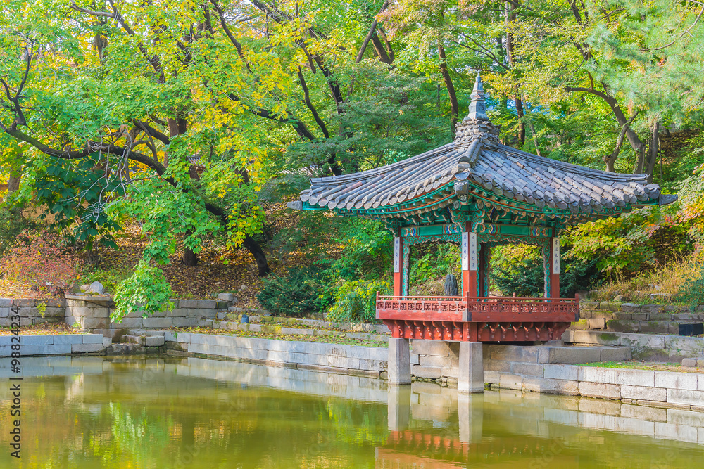 Beautiful and Old Architecture in Changdeokgung Palace in Seoul Beautiful and Old Architecture in Changdeokgung Palace in Seoul