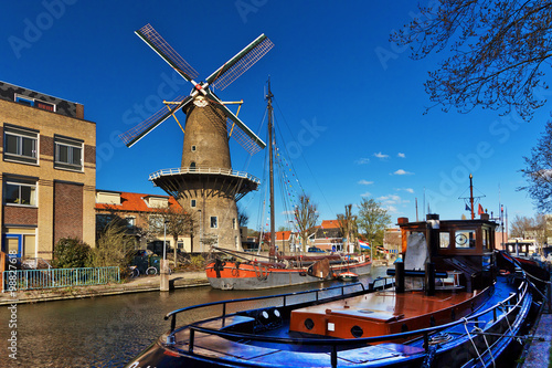 Photos GOUDA, NETHERLANDS - April 29, 2013: Town Hall on Market Square