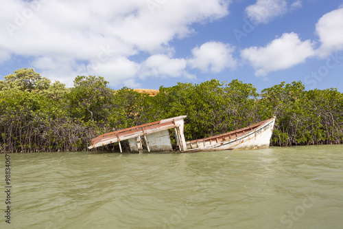 Obraz na płótnie Wooden wreck boat sinking in La Guajira, Colombia
