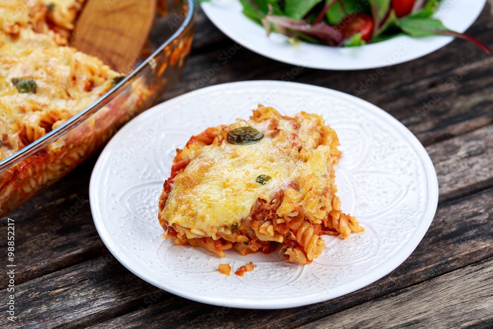 Tuna Pasta Bake with cheese and tomatoes Tuna Pasta Bake with cheese and tomatoes