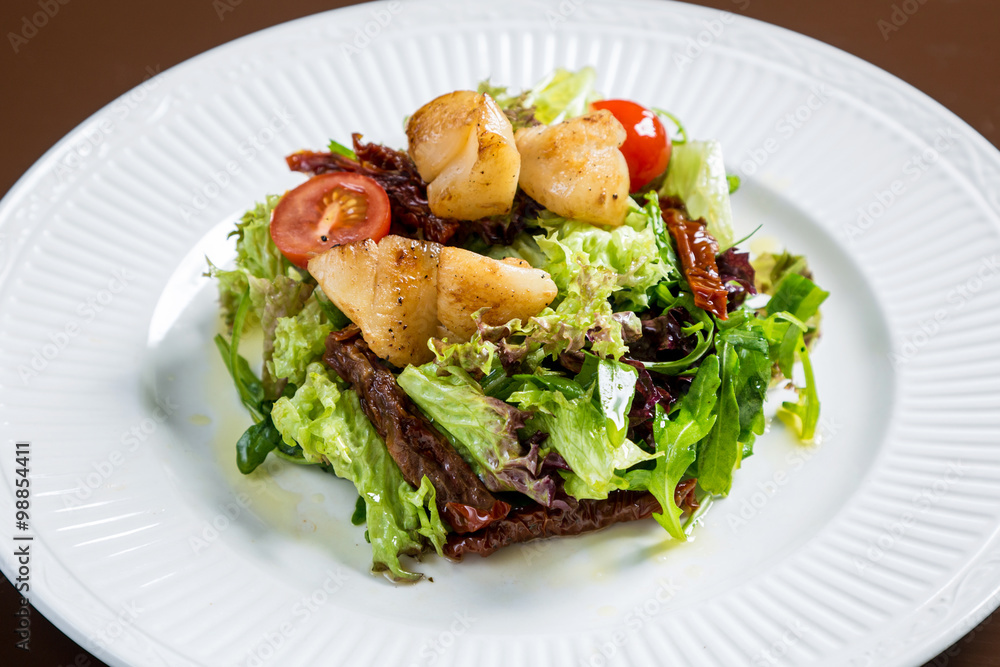 Scallop salad vith vegetables Scallop salad vith vegetables