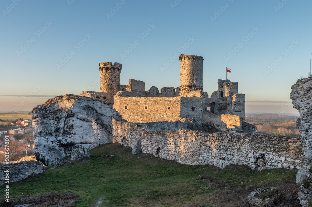 Ruins of medieval castle in Ogrodzieniec, Poland, late afternoon