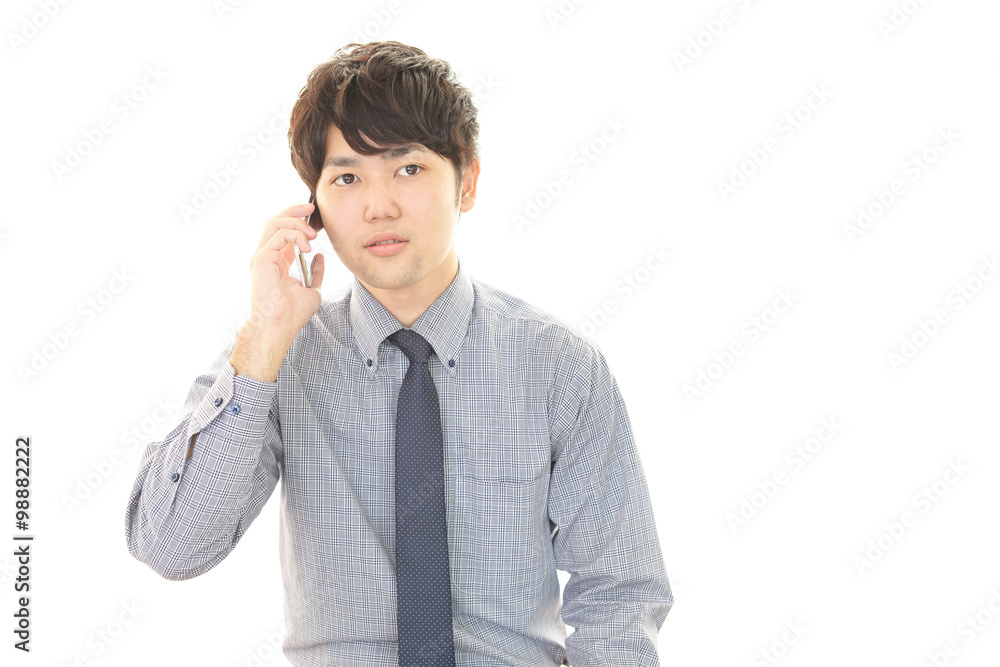 通話中のビジネスマン