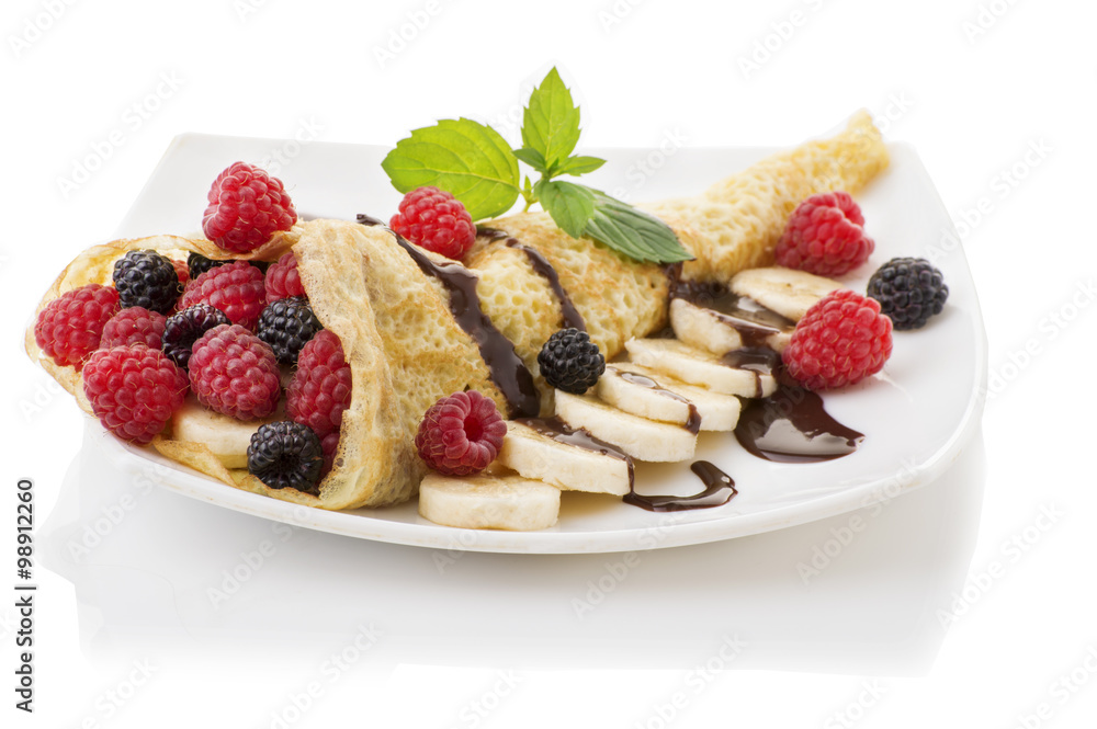 Pancake with fruits 