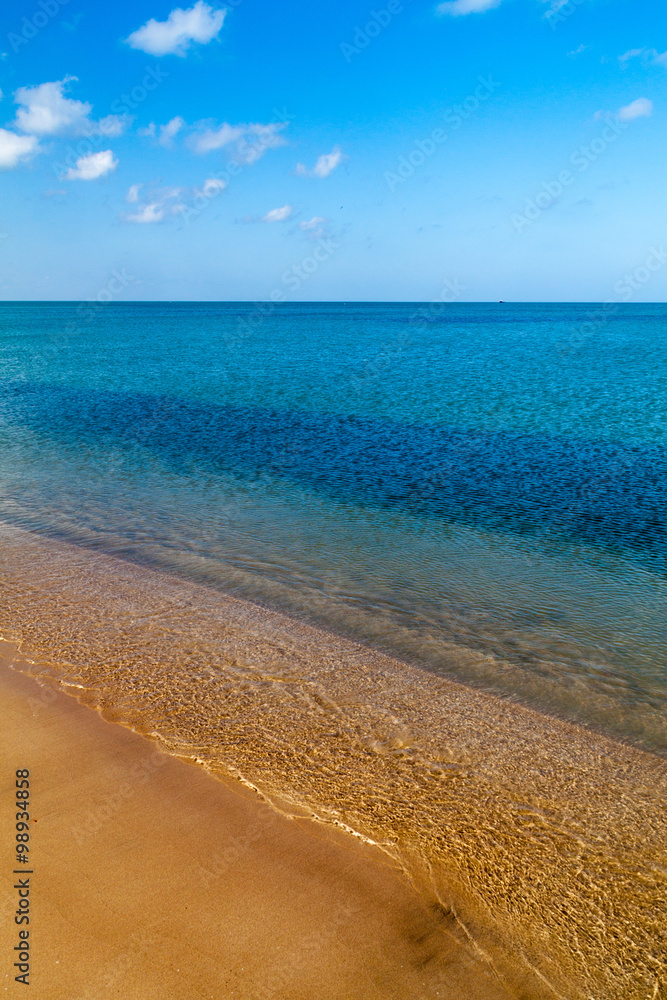 Fototapeta premium Beach and blue sea on La Guajira peninsula, Colombia