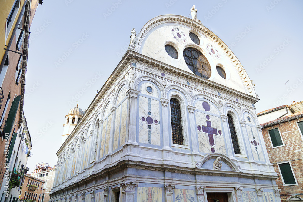Obraz premium Santa Maria dei Miracoli is a church built in early Venetian Renaissance style located in the sestiere of Cannaregio, in Venice, Italy