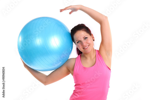 junge Frau mit Gymnastikball