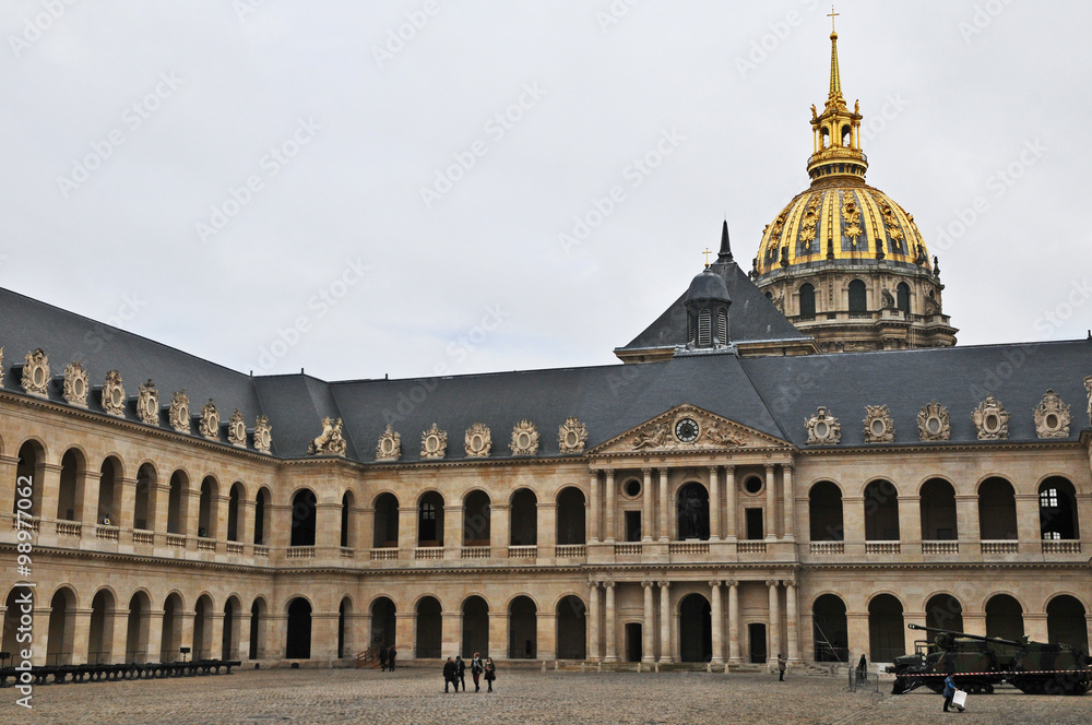 Parigi, Hotel des Invalides e Tomba di Napoleone