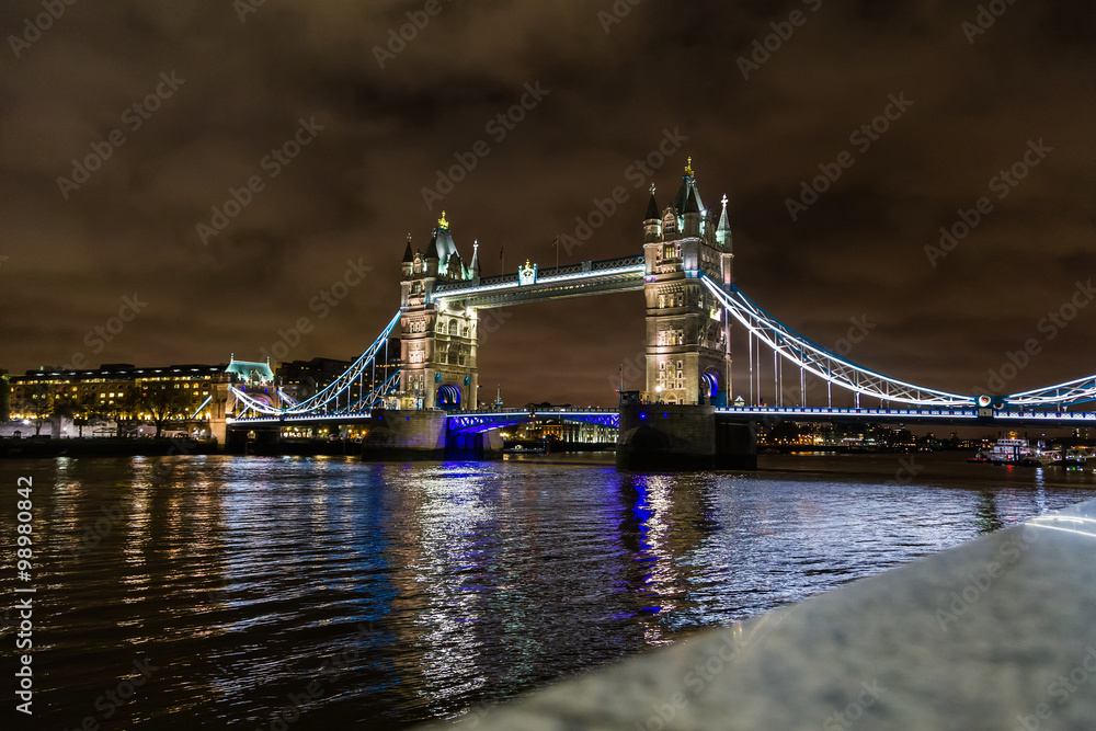 Tower Bridge, the iconic simbol of London