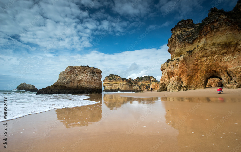 Praia dos Tres Irmaos, Algarve, Portugal