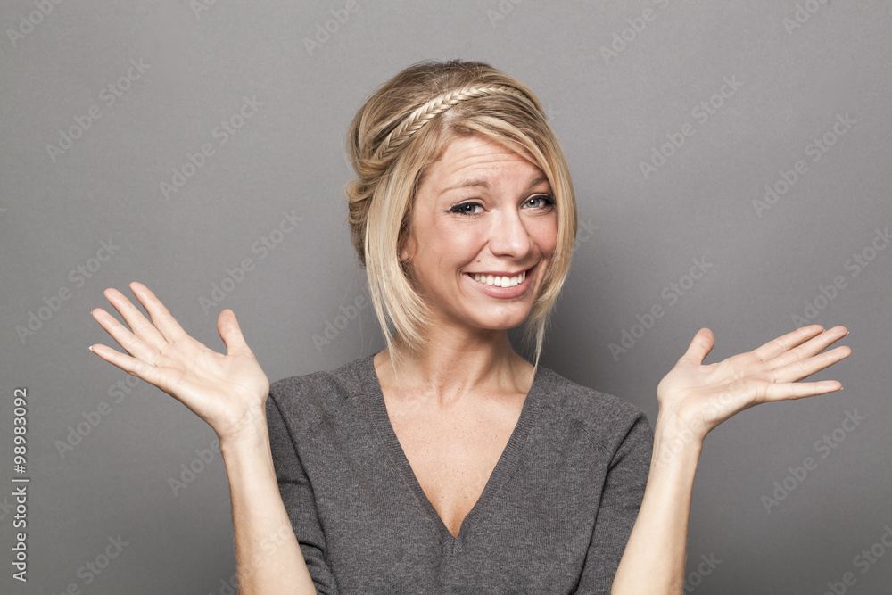 Ταπετσαρία negligence concept - thrilled young blond woman expressing careless arrogance fo
