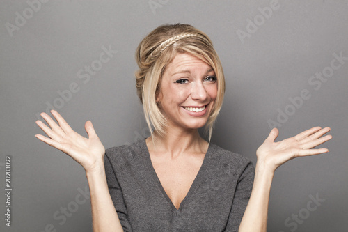 Valokuva negligence concept - thrilled young blond woman expressing careless arrogance fo