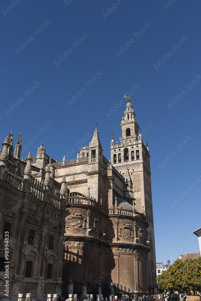 ciudades monumentales de Andalucía, la giralda de Sevilla