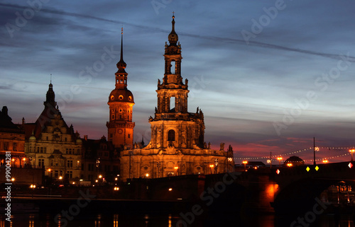 Hofkirche Dresden © magellan01