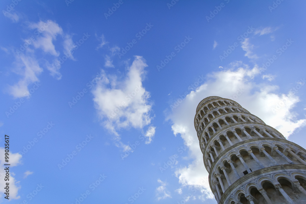 leaning tower in pisa Italy.JPG