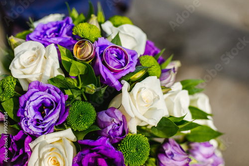 Bridal bouquet with rings