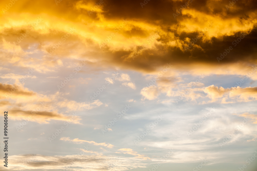 Fototapeta premium colorful dramatic sky with cloud at sunset
