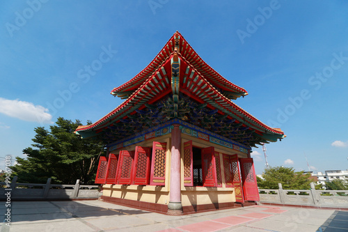 Decorated Tower of Chinese temple's curved roof in Dragon Temple Kammalawat (Wat Lengnoeiyi) in Nonthaburi, Thailand