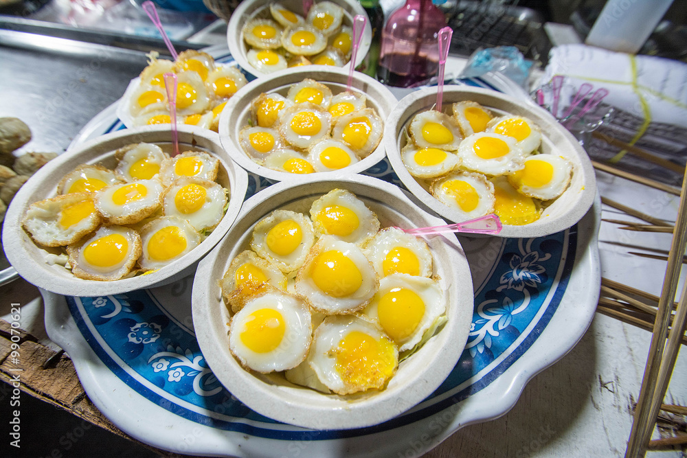 Quail eggs and fried quail eggs of delicious Quail eggs and fried quail eggs of delicious
