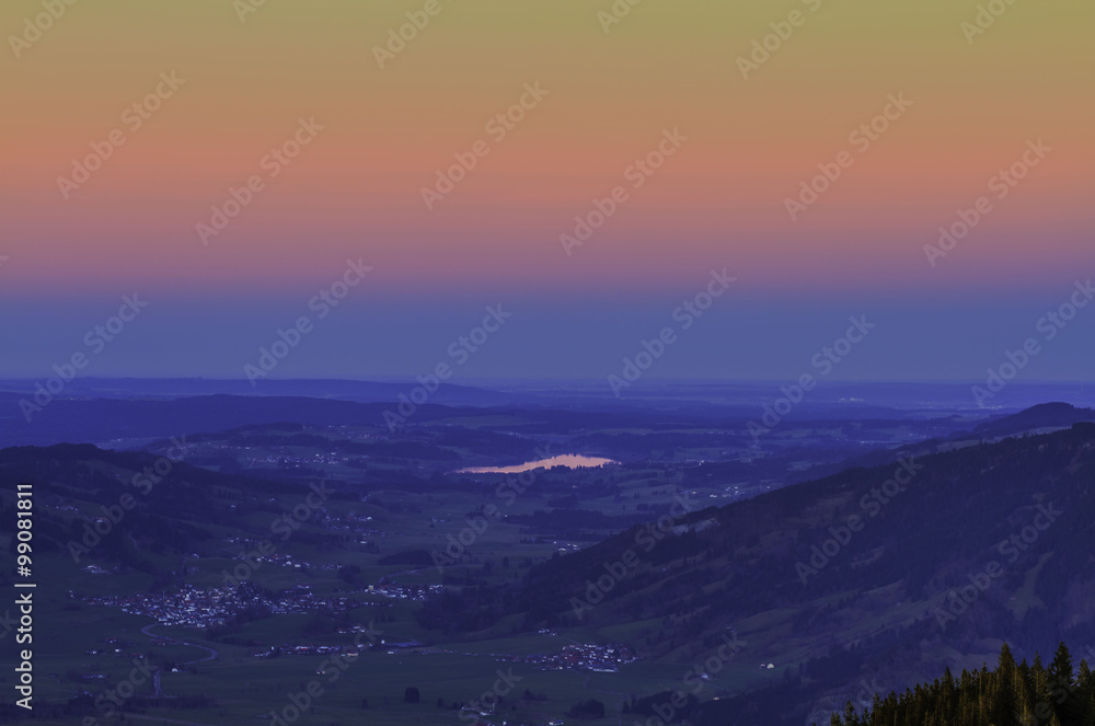 Sonnenuntergang auf dem Rottachsee, Allgäu